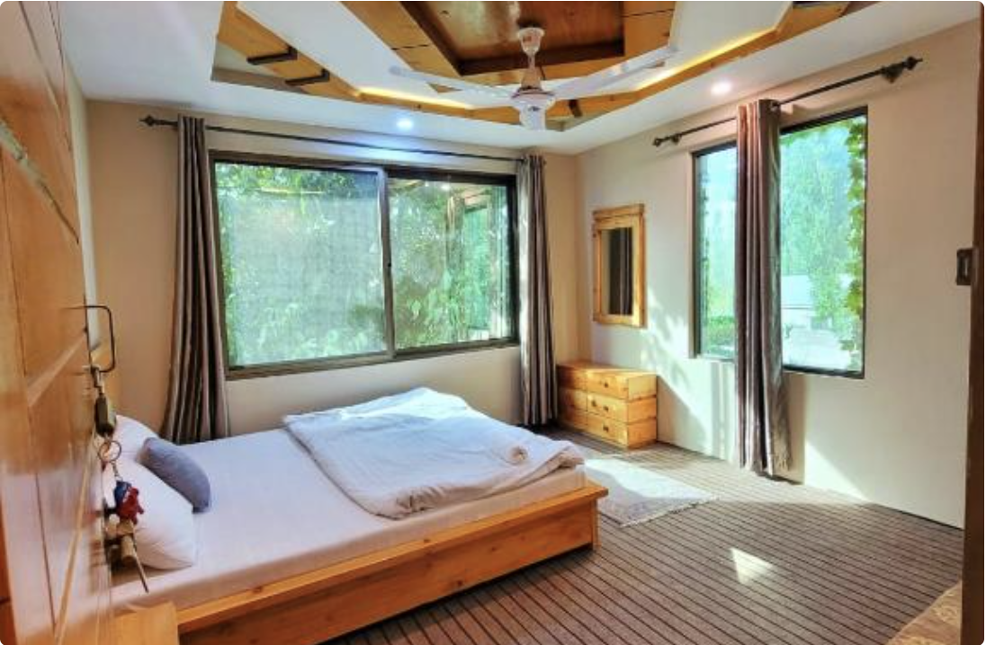 Bedroom at HIKK Inn Skardu